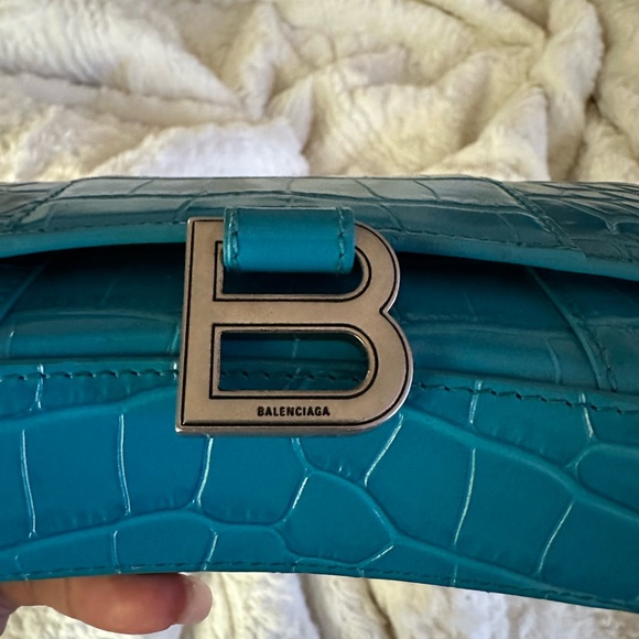 Balenciaga Wallet Bag - Picture 2 of 3